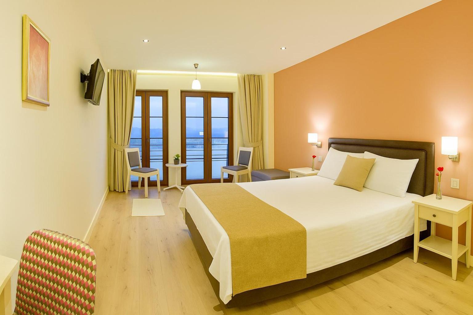 Arktos Hotel Яніна Екстер'єр фото